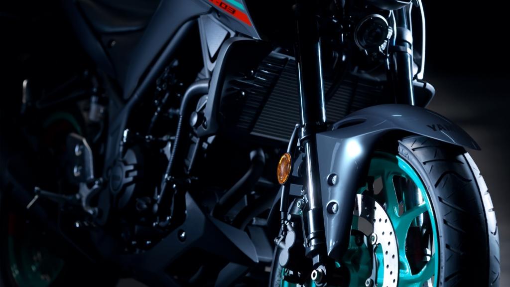 В стандартное оснащение мотоцикла входит система ABS